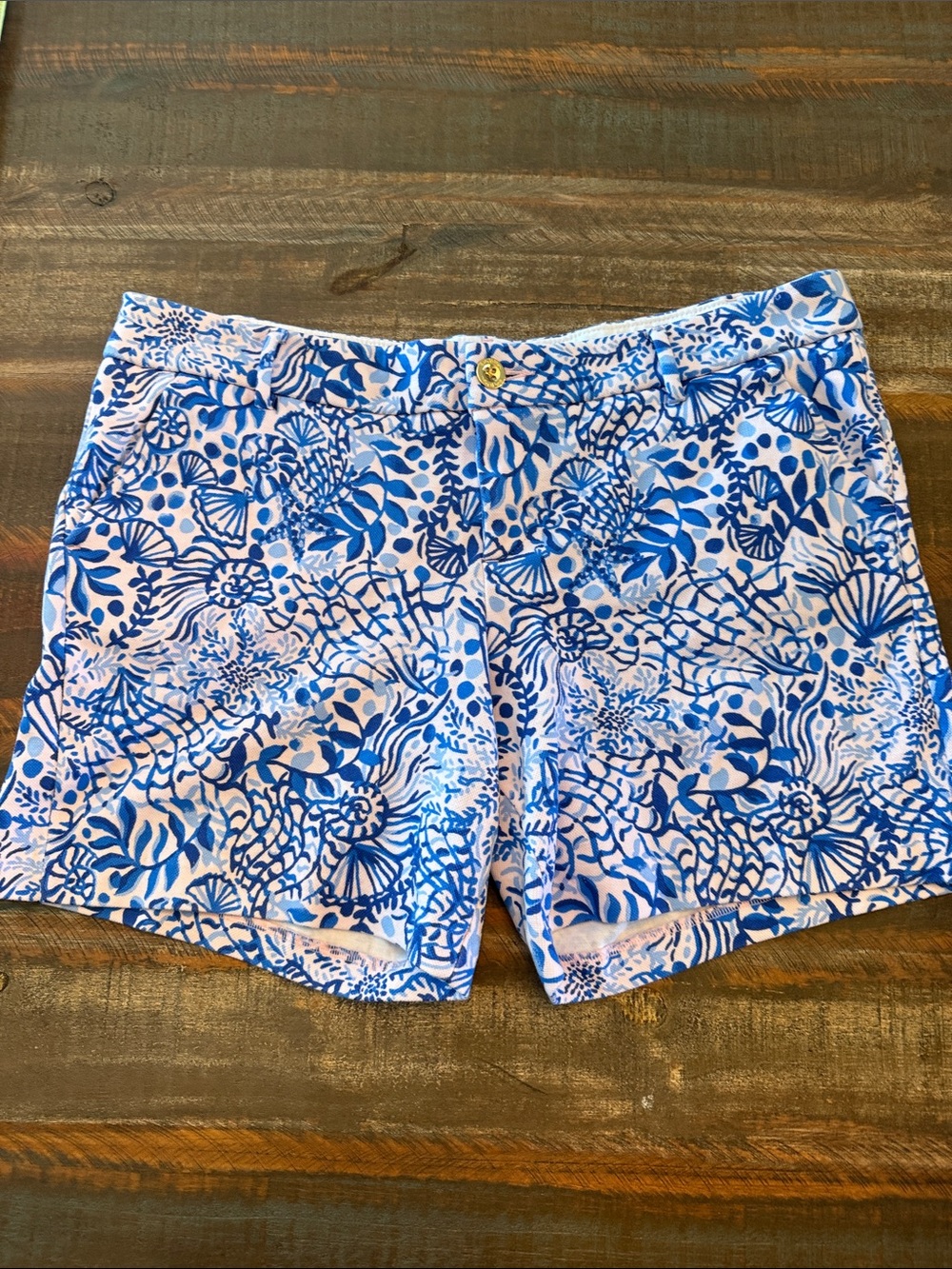 Lilly Pulitzer Blue and White Floral-Print Bermuda Shorts Sz 16